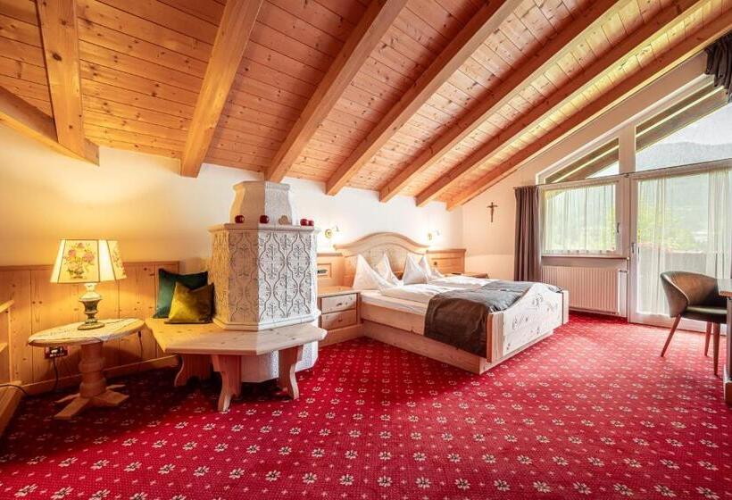 اتاق لوکس, Garni La Bercia