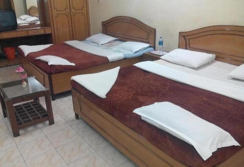 חדר סטנדרט לארבעה, Rainbowcottages