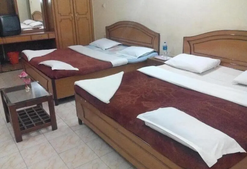 اتاق استاندارد چهار تخته, Rainbowcottages