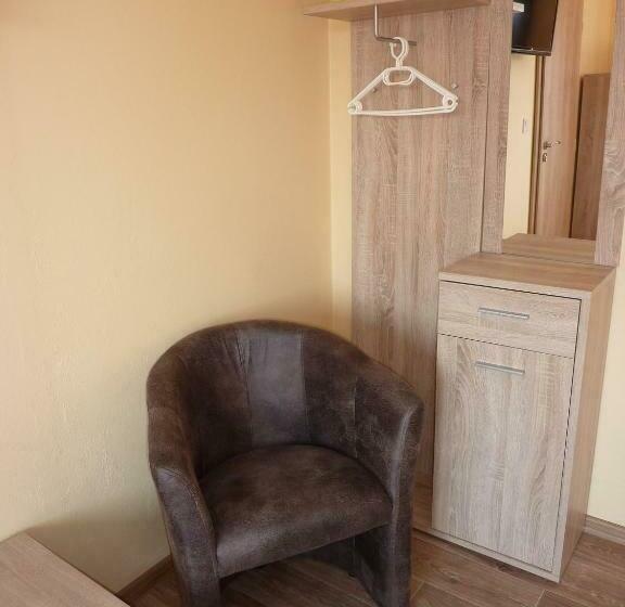 スタンダードルーム, Penzion čech