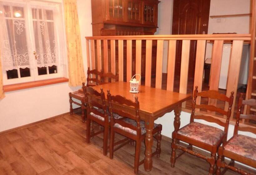 1ベッドルームアパートメント, Penzion čech