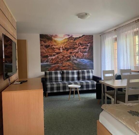 スタンダードスタジオ, Pension Sima