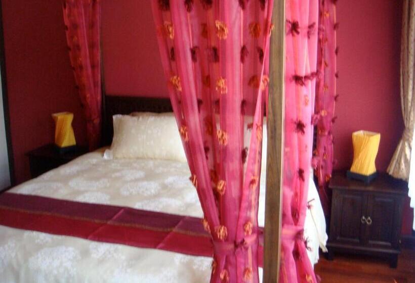 Apartamento 2 Quartos com Varanda, Sunset Apartment Phuket