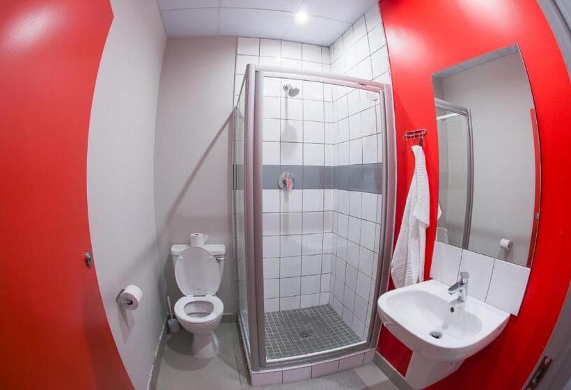 공동 객실, 91 Loop Boutique Hostel