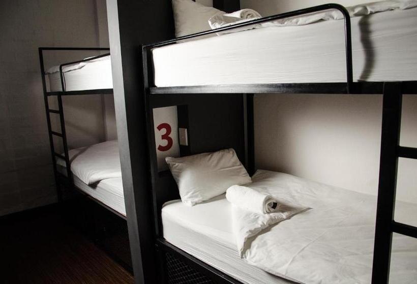 공동 객실, 91 Loop Boutique Hostel