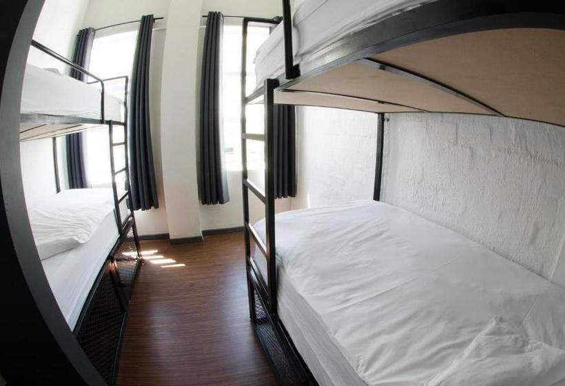 Кровать в Общей Комнате, 91 Loop Boutique Hostel