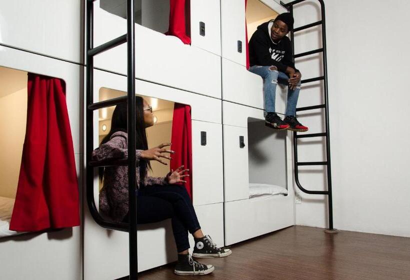 Capsule, 91 Loop Boutique Hostel