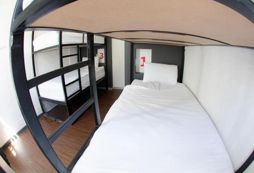 Номер Стандарт Трехместный, 91 Loop Boutique Hostel