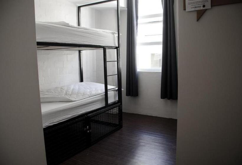 Номер Стандарт Трехместный, 91 Loop Boutique Hostel