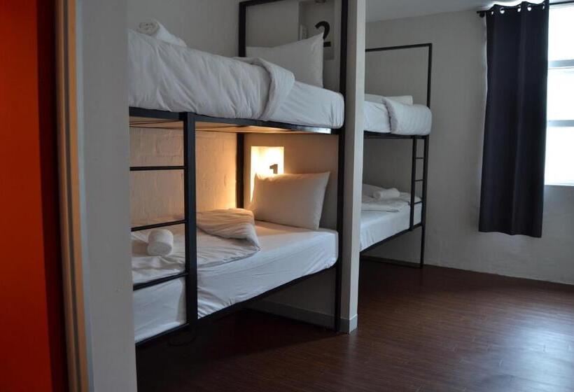 Номер Стандарт Трехместный, 91 Loop Boutique Hostel