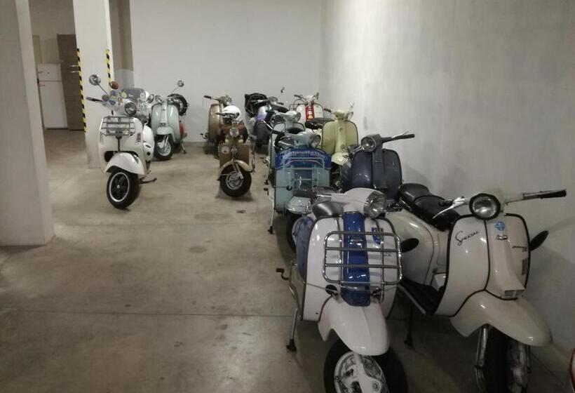 اتاق استاندارد سه نفره, B&b Eremes