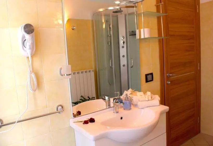 Chambre Quadruple Standard, B&b Eremes