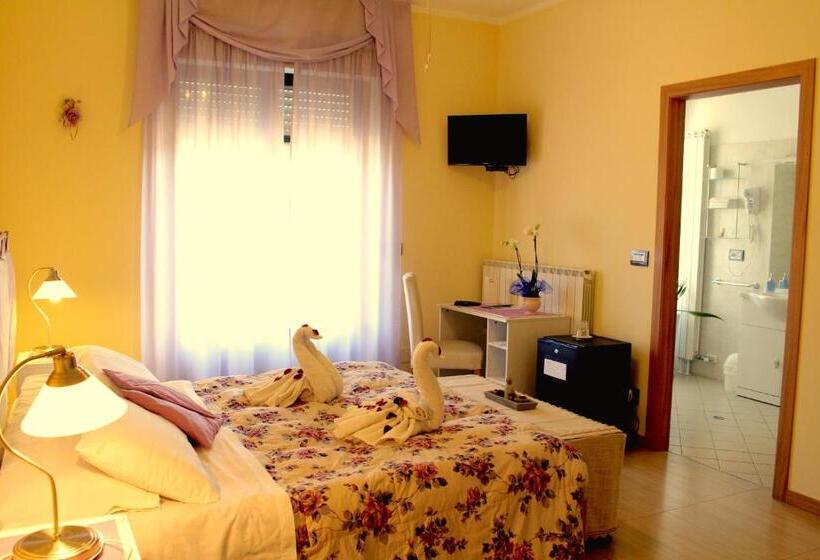 اتاق استاندارد چهار تخته, B&b Eremes