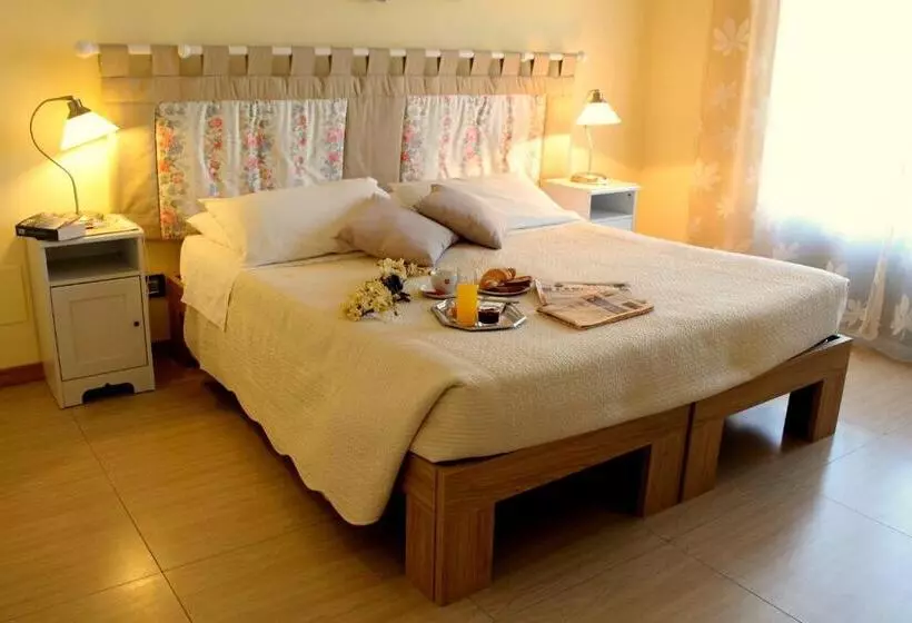 Chambre Familiale, B&b Eremes
