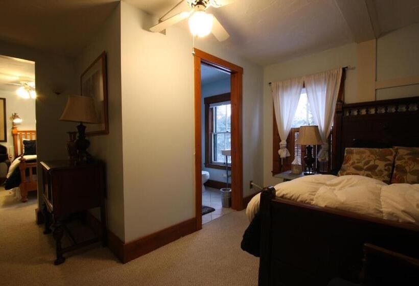 غرفة قياسية سرير كينج, Follansbee Inn