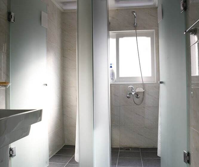 Cameră Single Standard cu Baie Comună, Birdsnest Hostel Hongdae Foreigner Only