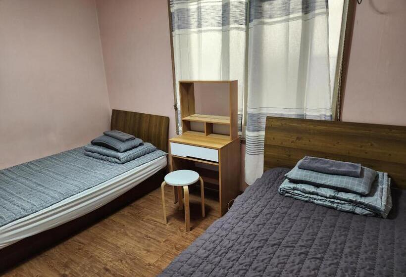 Cameră Triplă Standard cu Baie Comună, Birdsnest Hostel Hongdae Foreigner Only