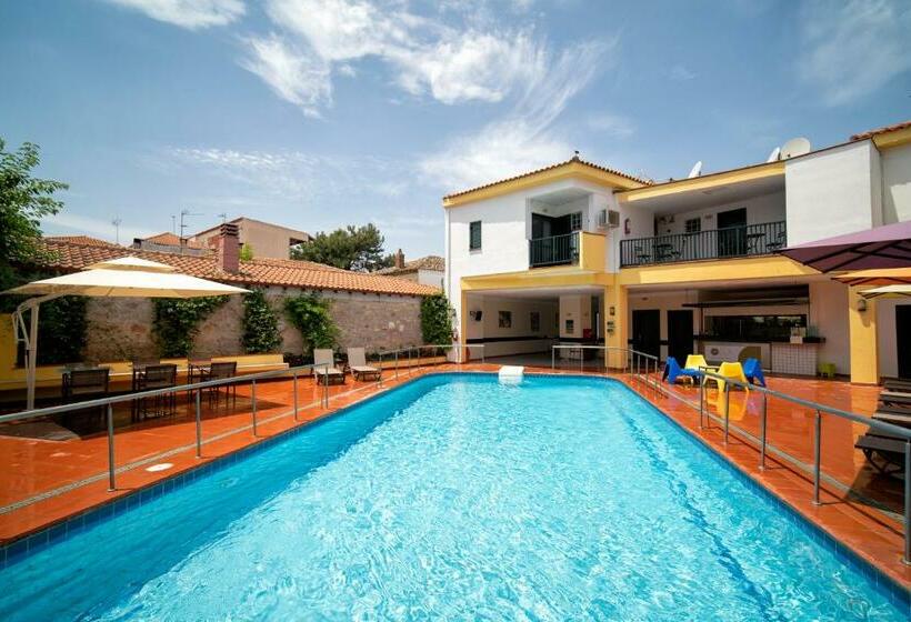 Апартаменты 2 Спальни, Elia Apartments
