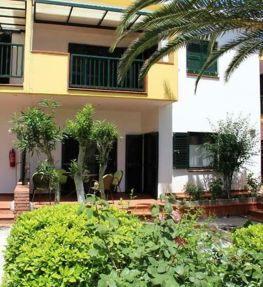 带2个卧室的公寓, Elia Apartments