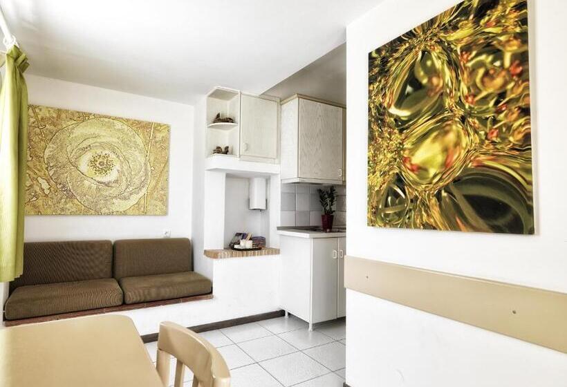 Апартаменты 2 Спальни, Elia Apartments