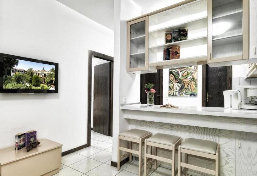 带2个卧室的公寓, Elia Apartments