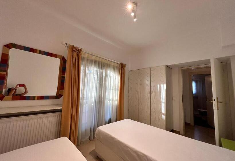 带2个卧室的公寓, Elia Apartments