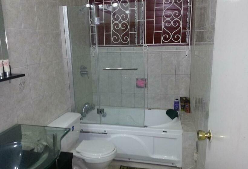 ویلای سوپریور 1 خوابه, A Piece Of Paradise Montego Bay