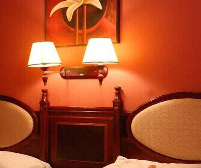 سوییت اجرایی, Adot Tina