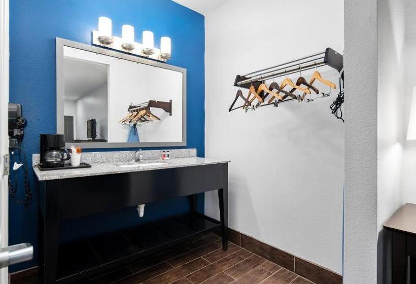 带大床的标准间, Belmont Inn And Suites Tatum