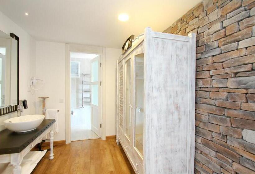 豪华家庭房间, Dedeminn Marina