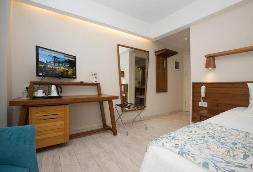 豪华房间, Dedeminn Marina