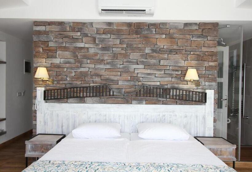 豪华家庭房间, Dedeminn Marina