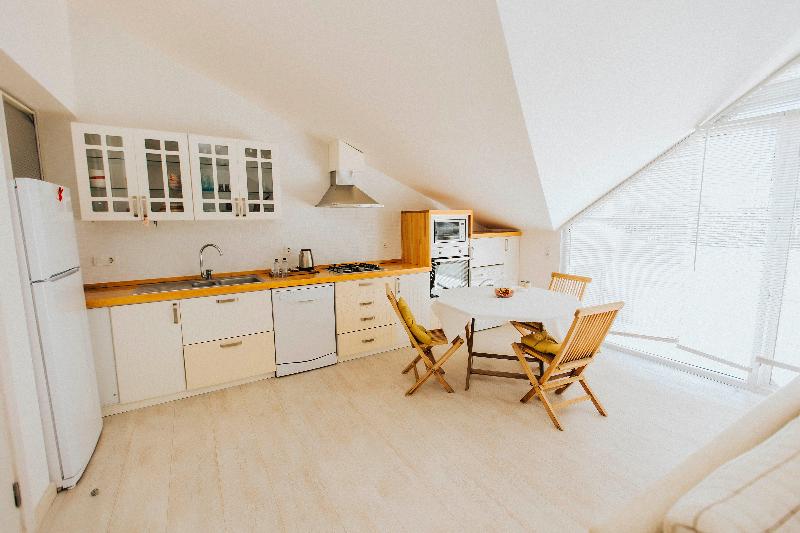 豪华家庭房间, Dedeminn Marina