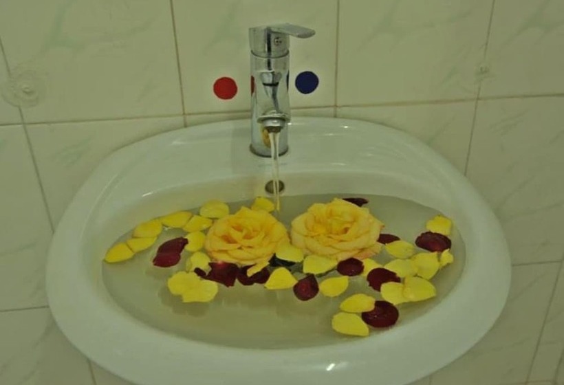 اتاق سوپریور, Golden City Crown