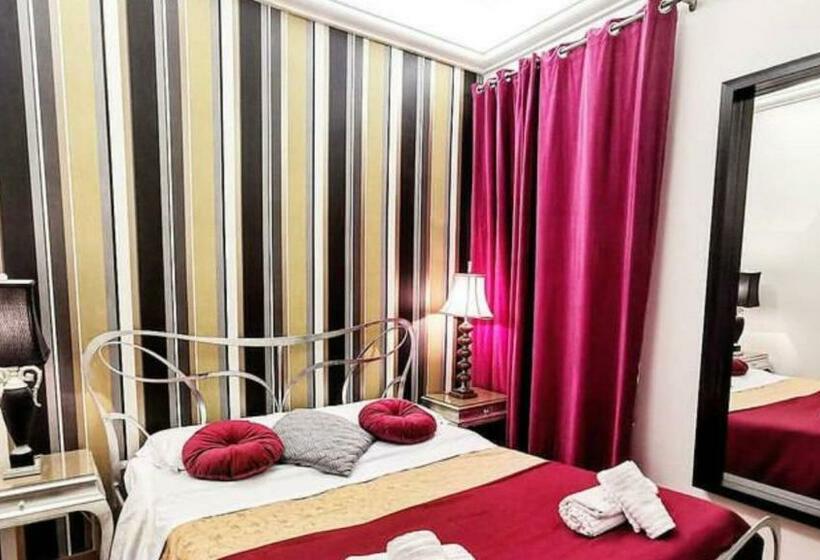 اتاق لوکس با تخت بزرگ, Persia Collection Trevi