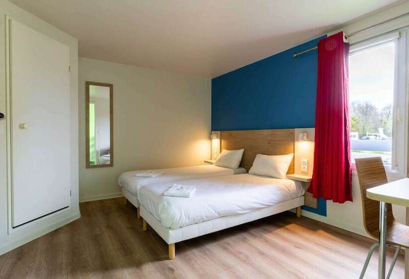 Номер Стандарт Трехместный, Brit Hotel Rouen Nord   Barentin