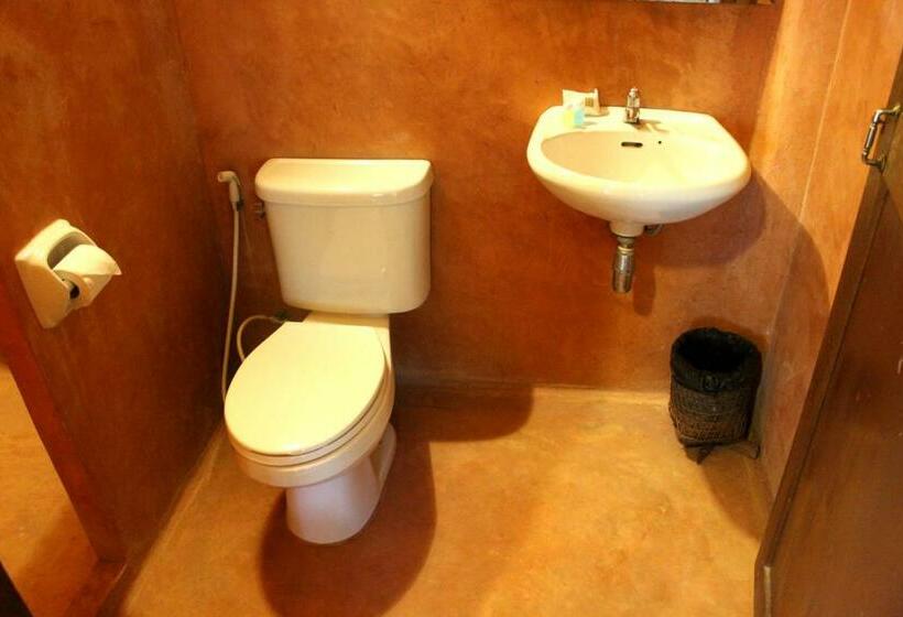 1 Sovrums Hus, Pai Phu Fah