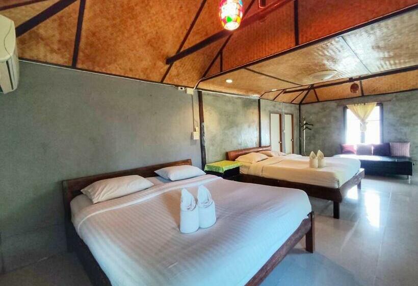 Klassiskt Familjerum, Pai Phu Fah