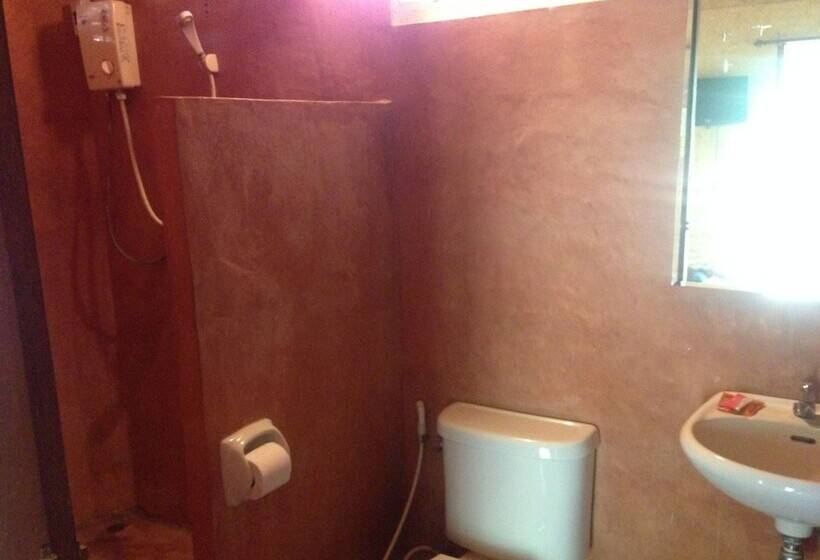 1 Sovrums Hus, Pai Phu Fah