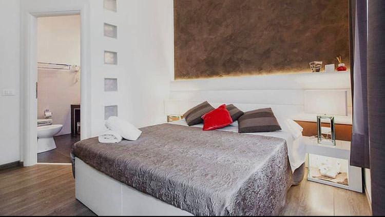 اتاق لوکس با تخت بزرگ, Persia Collection Trevi