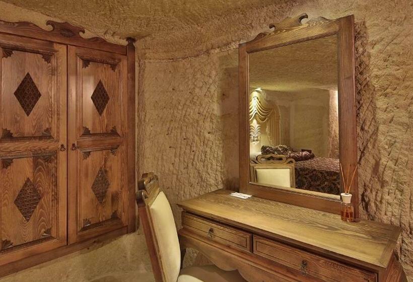 جناح ديلوكس, Phocas Cave Suites