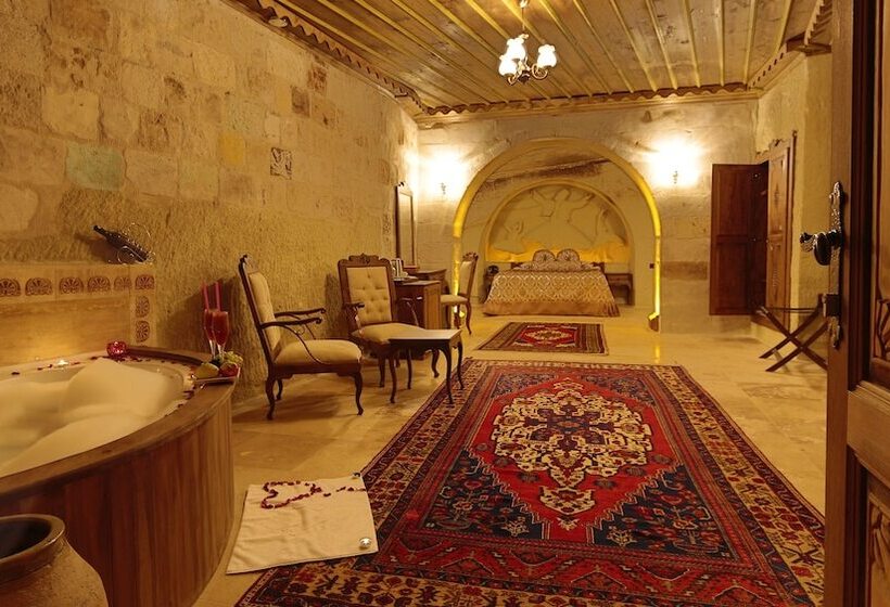 سوئیت پرزیدنت, Phocas Cave Suites