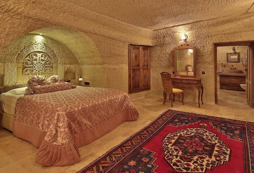 جناح إدارى, Phocas Cave Suites