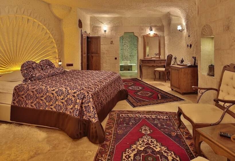 جناح سوبيريور, Phocas Cave Suites