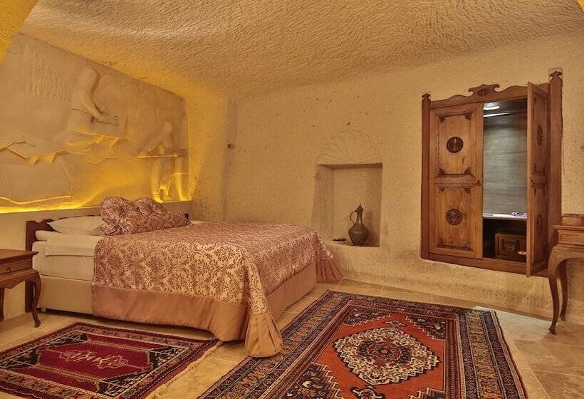 جناح, Phocas Cave Suites