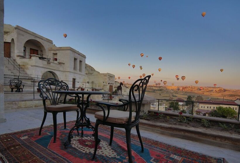 غرفة سوبيريور مزودة بشرفة, Phocas Cave Suites