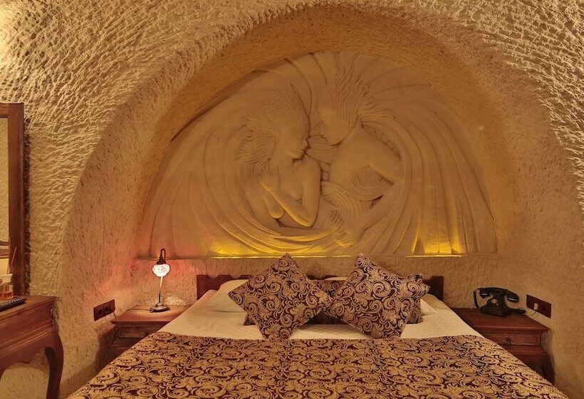 سوئیت با تخت بزرگ, Phocas Cave Suites