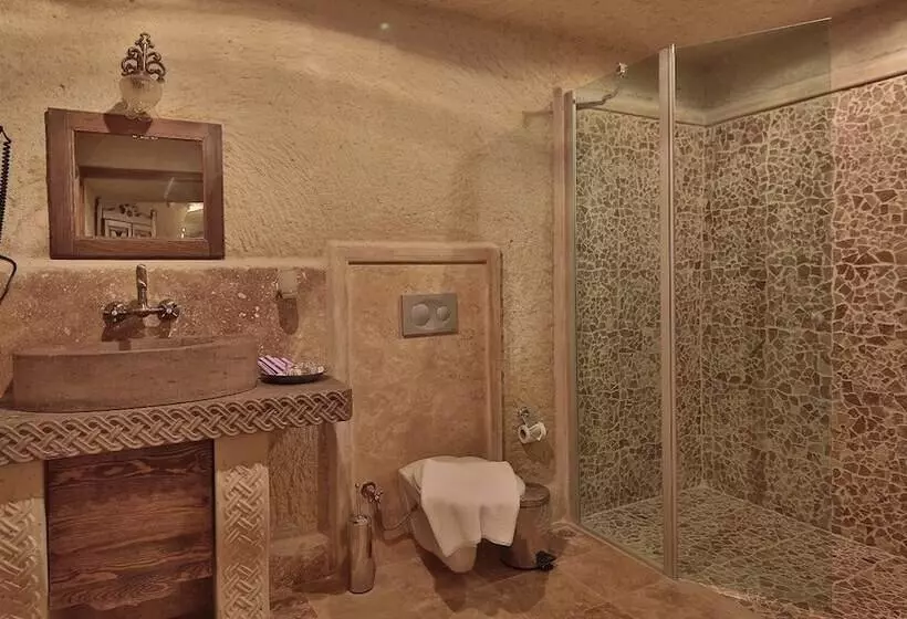 スイート, Phocas Cave Suites