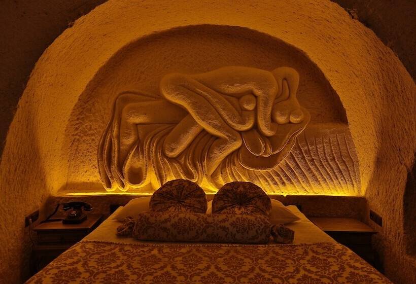 جناح, Phocas Cave Suites