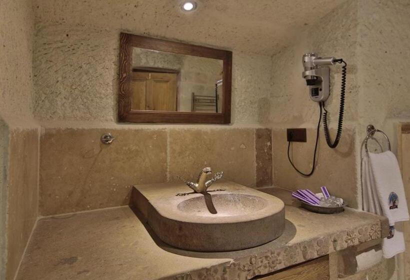 اتاق استاندارد, Phocas Cave Suites
